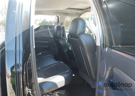 2005 Dodge Ram 1500 Srt-10 from USA, damaged, VIN 3D7HA18H85G863878